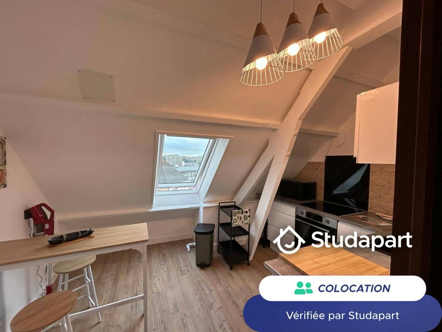 私人房间 正在以 €450 的月租出租，其位于 Boulogne-sur-Mer, Rue de Béthune