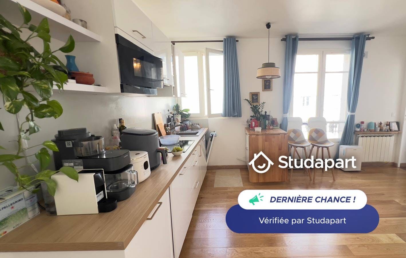 Apartment for rent for €1,200 per month in Levallois-Perret, Rue Jules Guesde