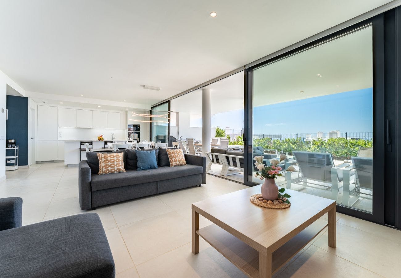 Calle Paula, Fuengirola preview