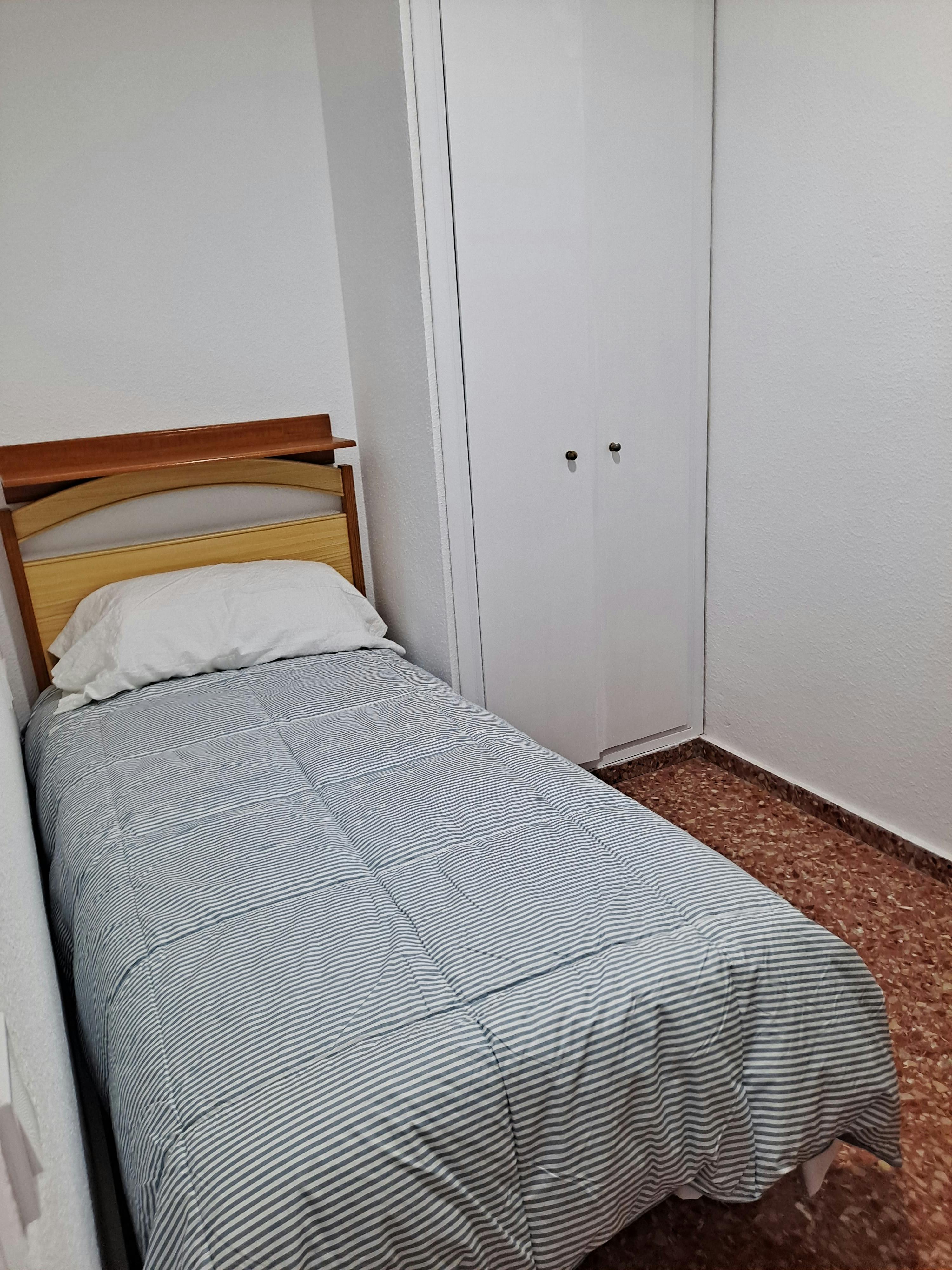 Apartment Valencia, 2 beds — photo 8