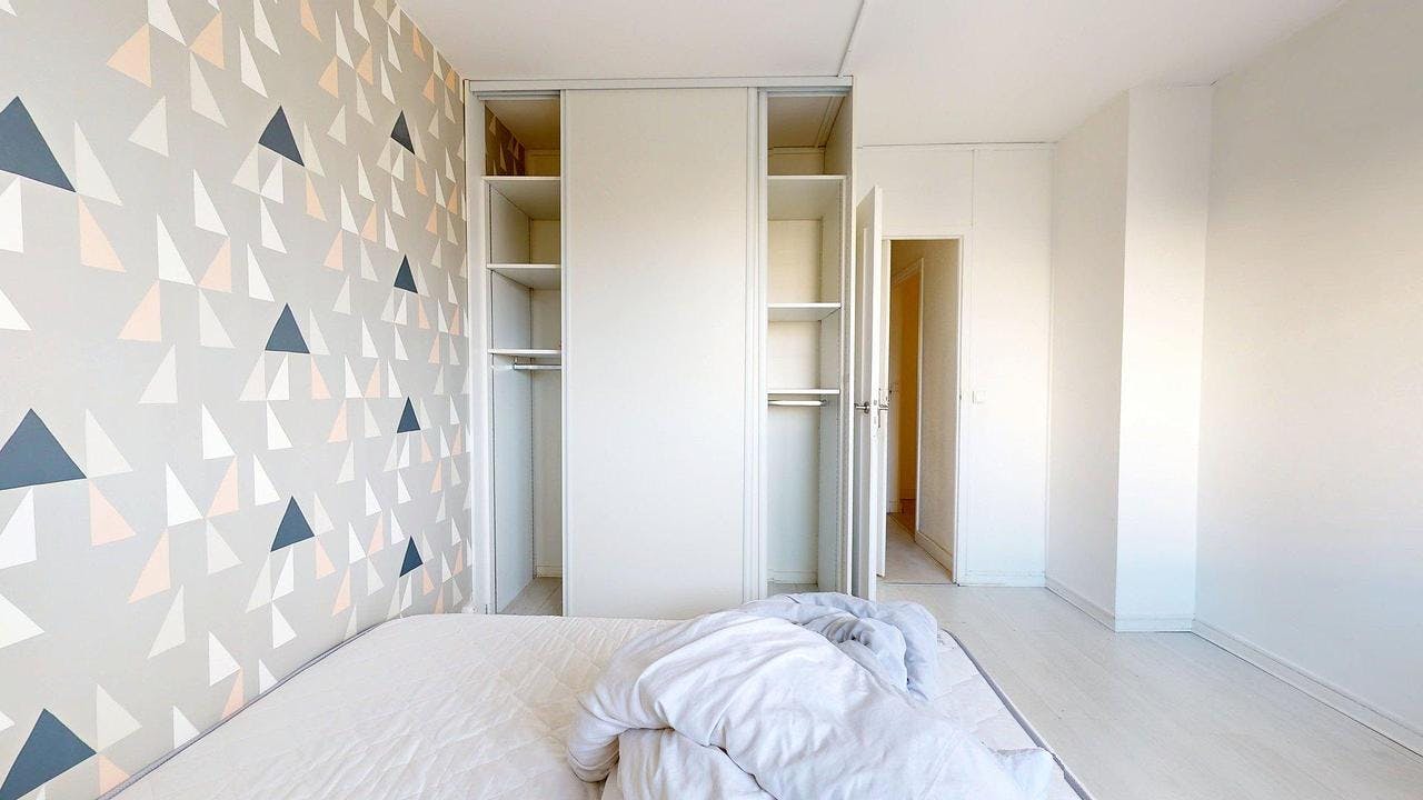 Apartment Saint-Étienne, 2 beds, 64m² — photo 5