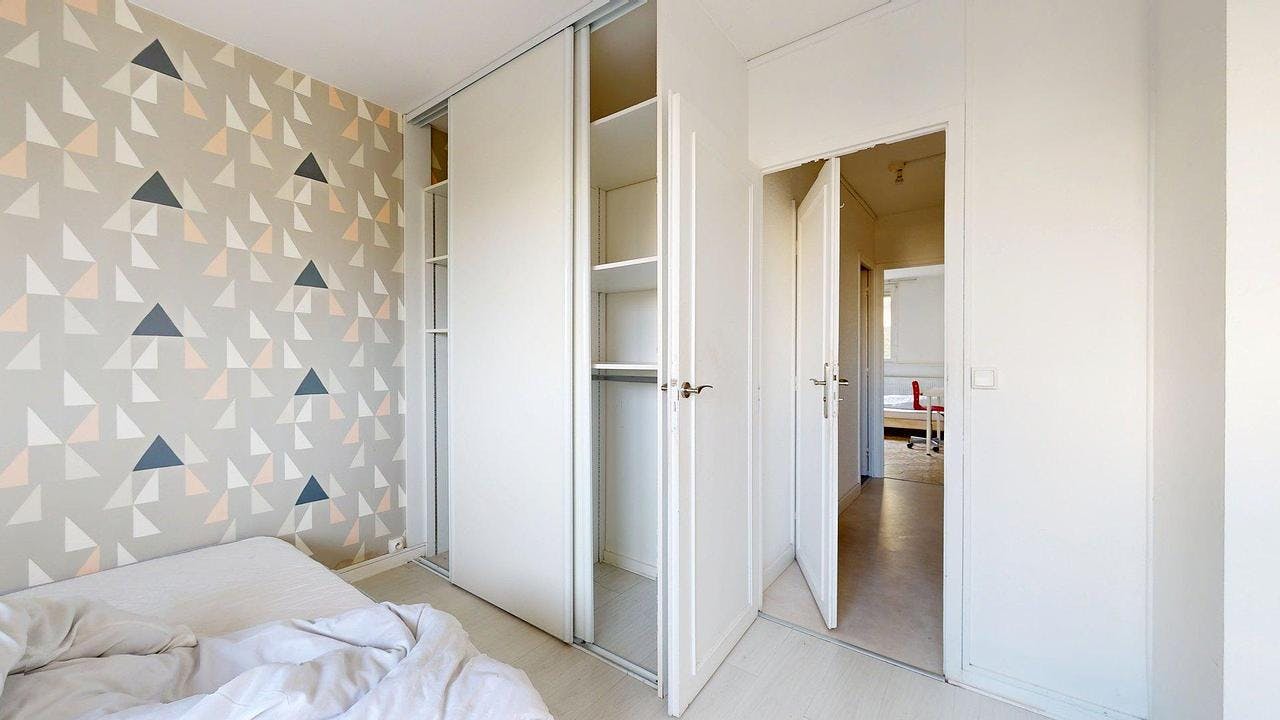Apartment Saint-Étienne, 2 beds, 64m² — photo 2