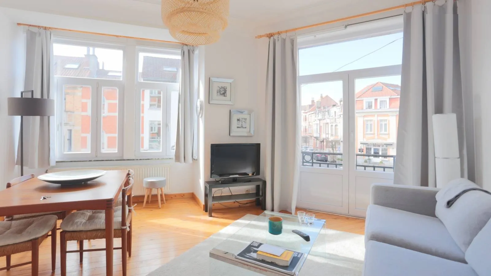 1-Bedroom Apartment in Avenue Charles Thielemans, Woluwe-Saint-Pierre (1671866) ROOM 2