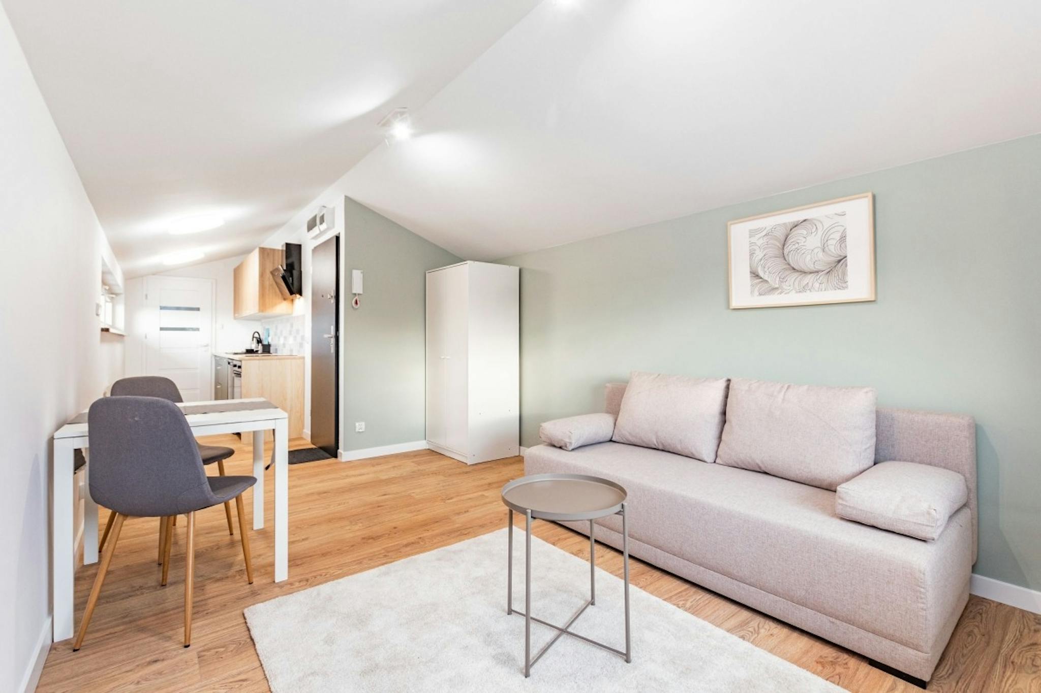 Prawnicza, Warsaw preview