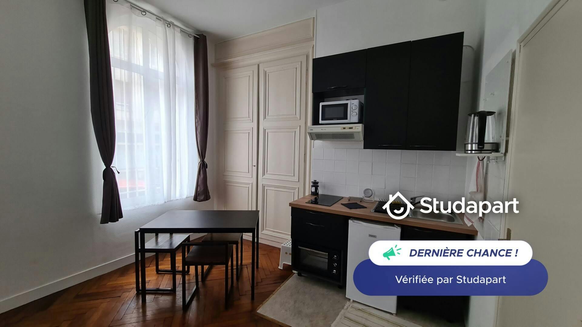 Apartament de închiriat pentru 515 EUR pe lună în Rouen, Rue Armand Carrel