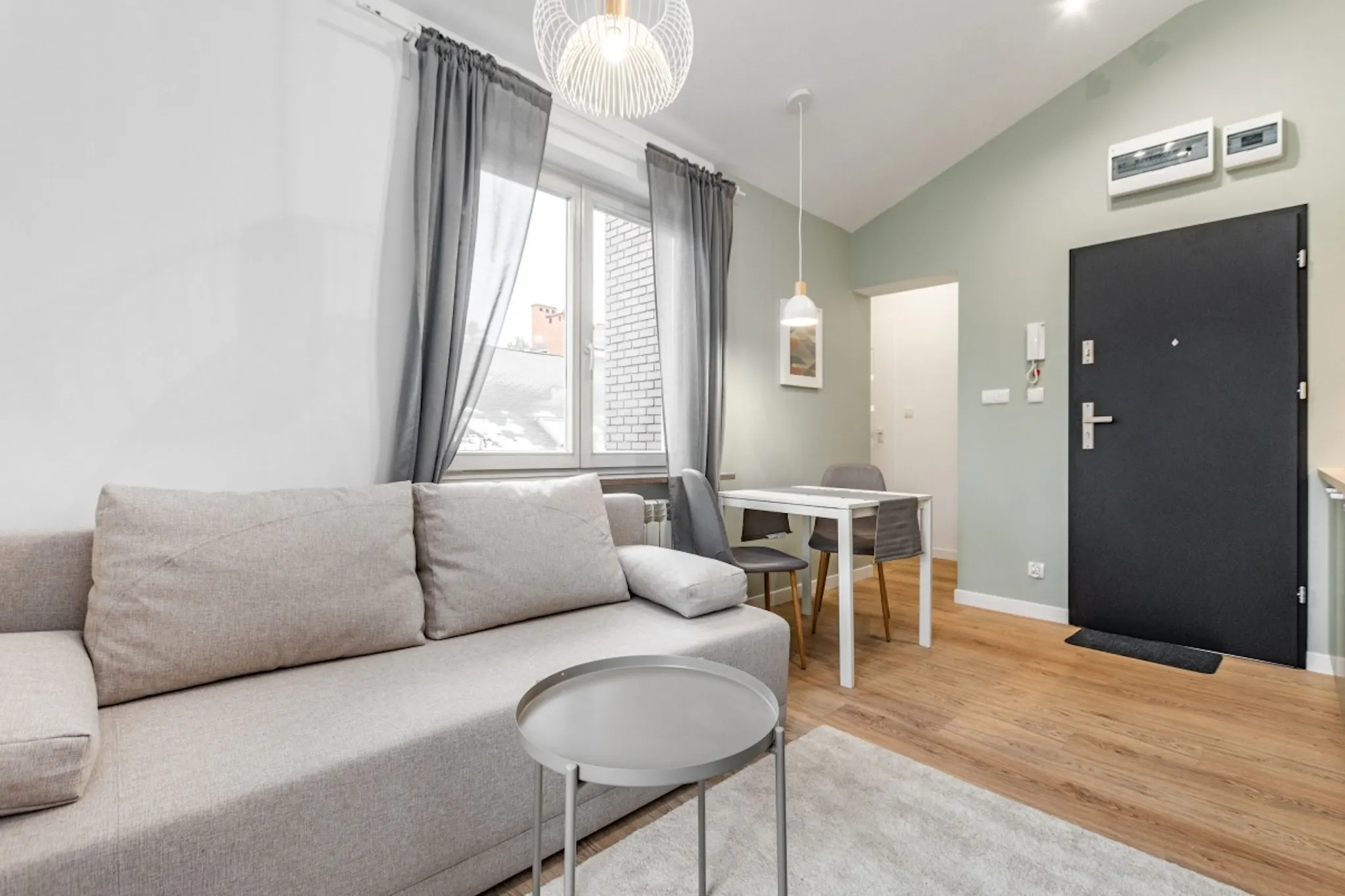 Prawnicza, Warsaw preview