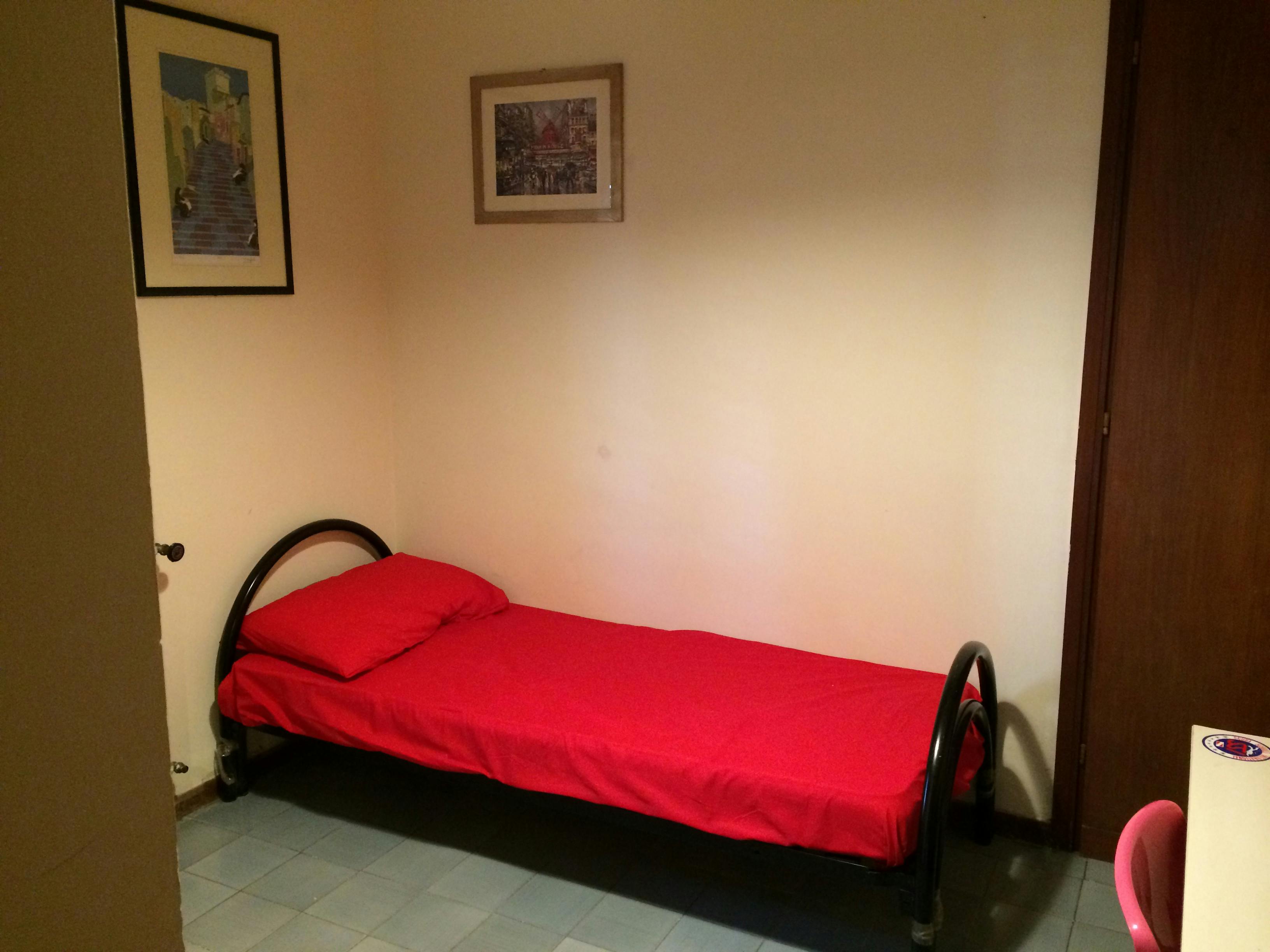 Single room Pisa, 1 bed, 19m² — photo 1