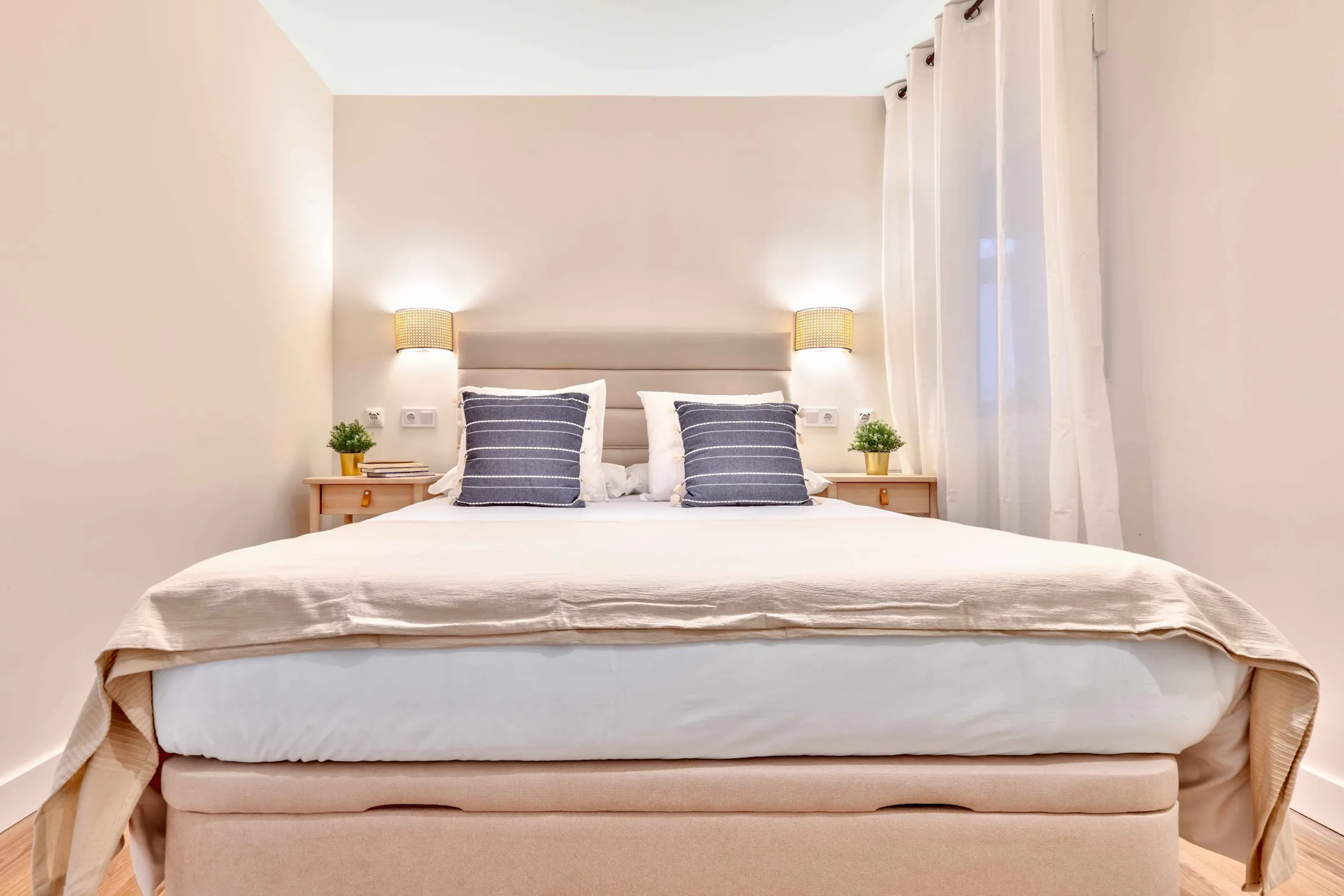 2-Bedroom Apartment in Calle de Felipe Campos, Madrid (1672060) ROOM 4