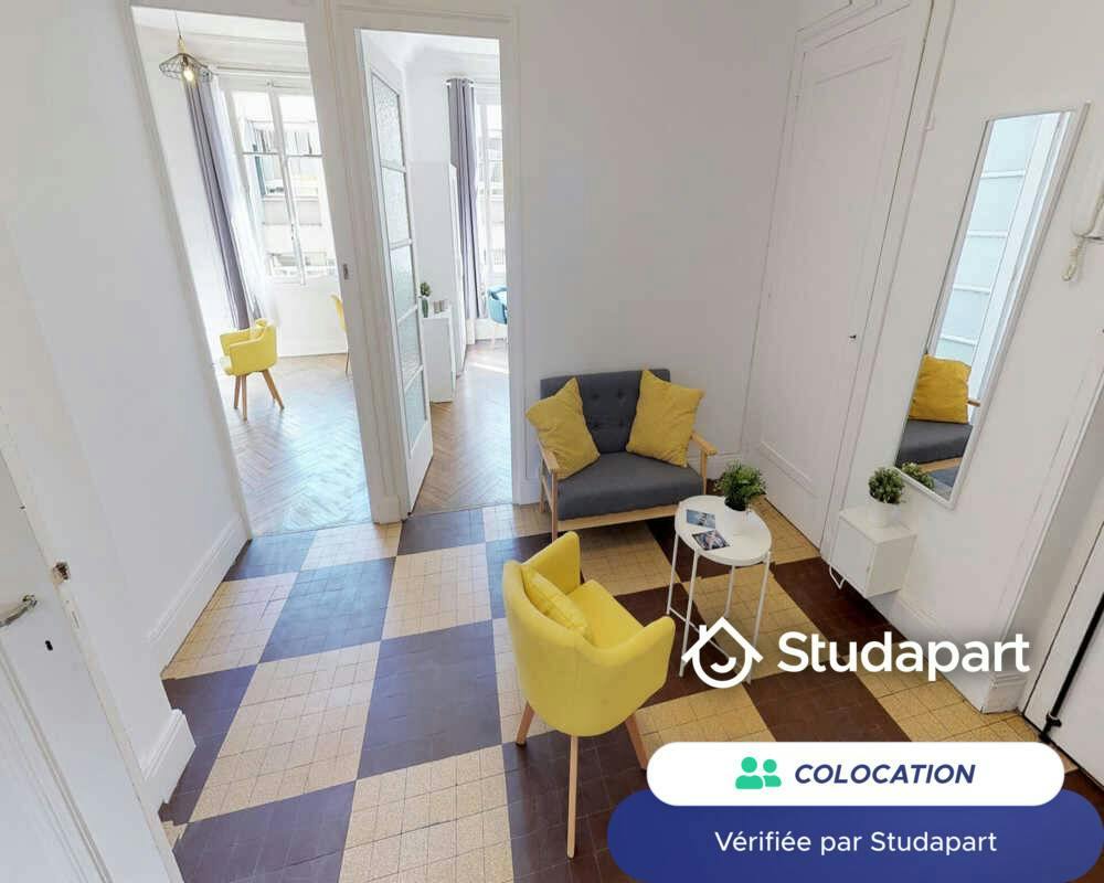 Private room for rent on Rue Cuvier, Lyon - Plus