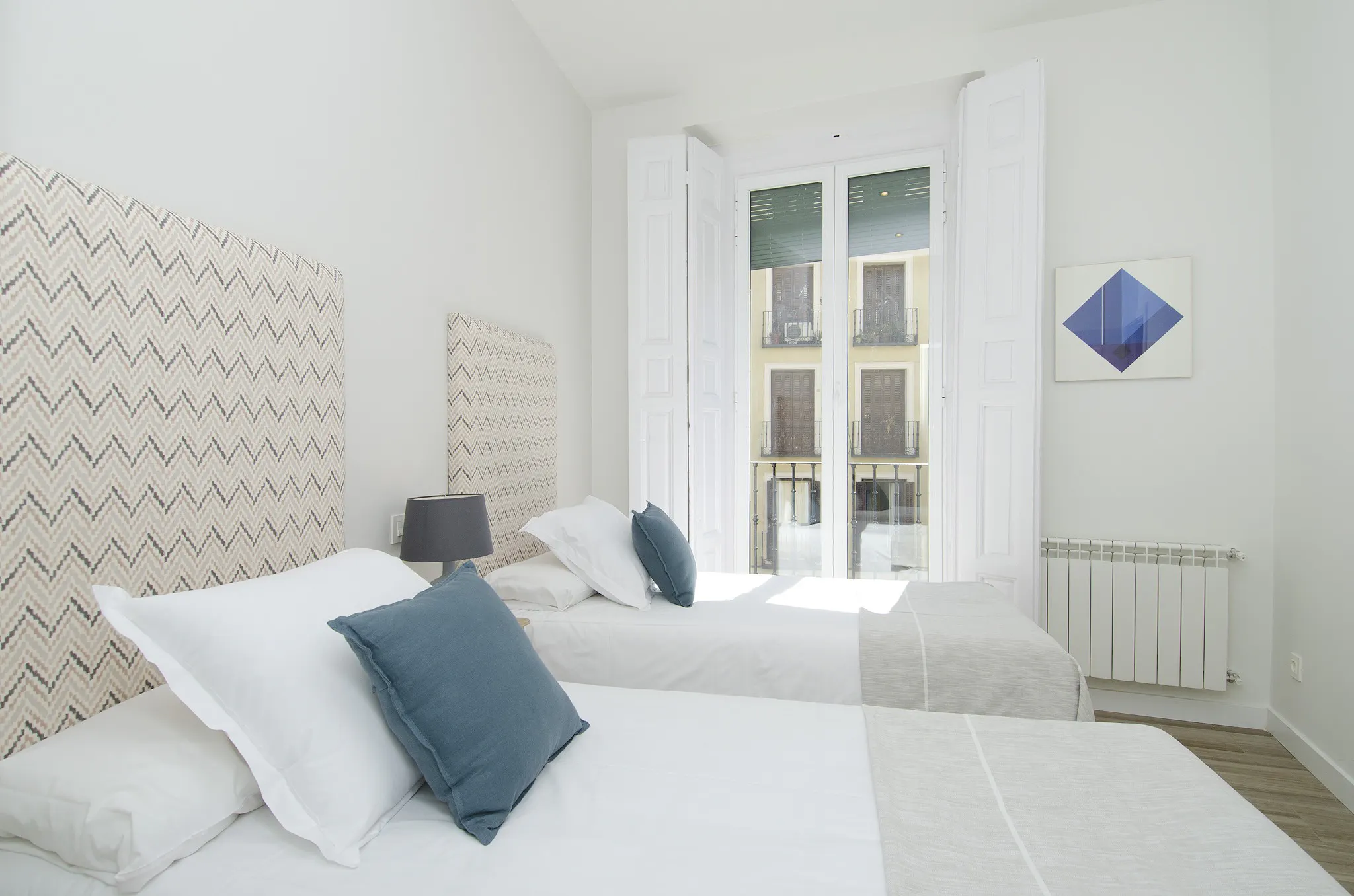 3-Bedroom Apartment in Plaza de Cascorro, Madrid (1672078) ROOM 4