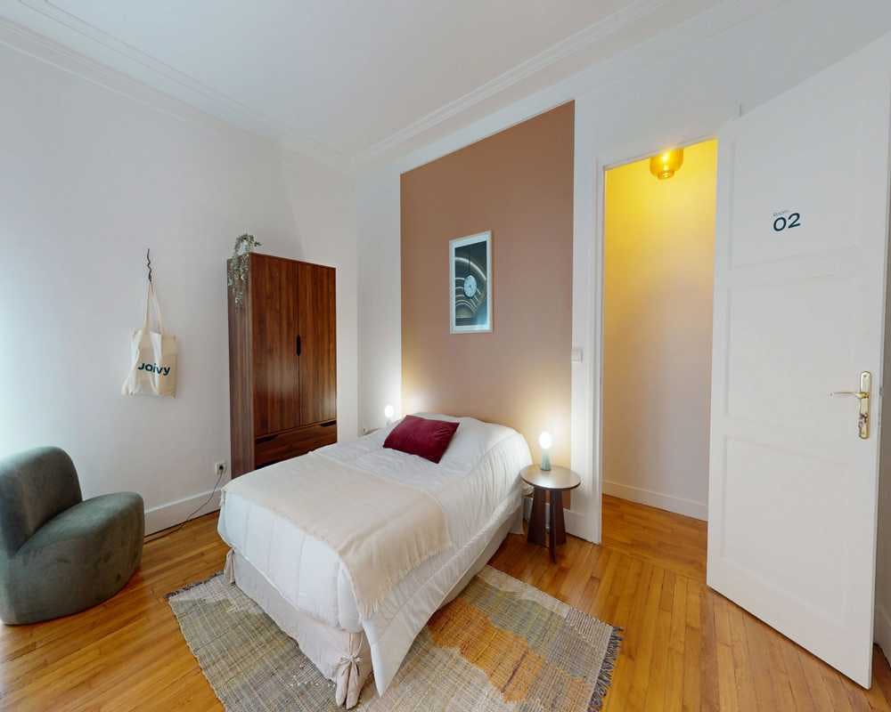 Single room Paris, 1 bed, 16m² — photo 1