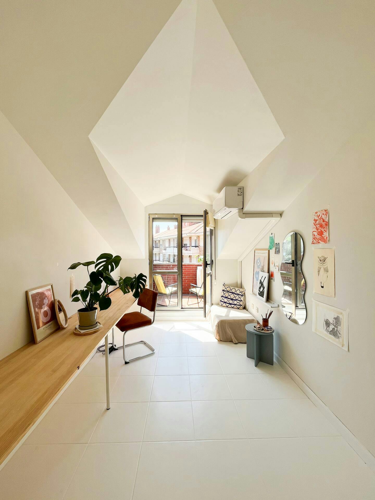 Apartment for rent for €1,400 per month in San Vicente de la Barquera, Avenida Francisco Giner de los Ríos