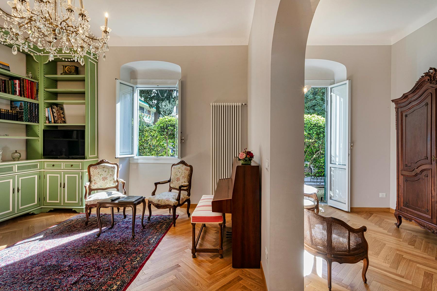 preview gallery tile