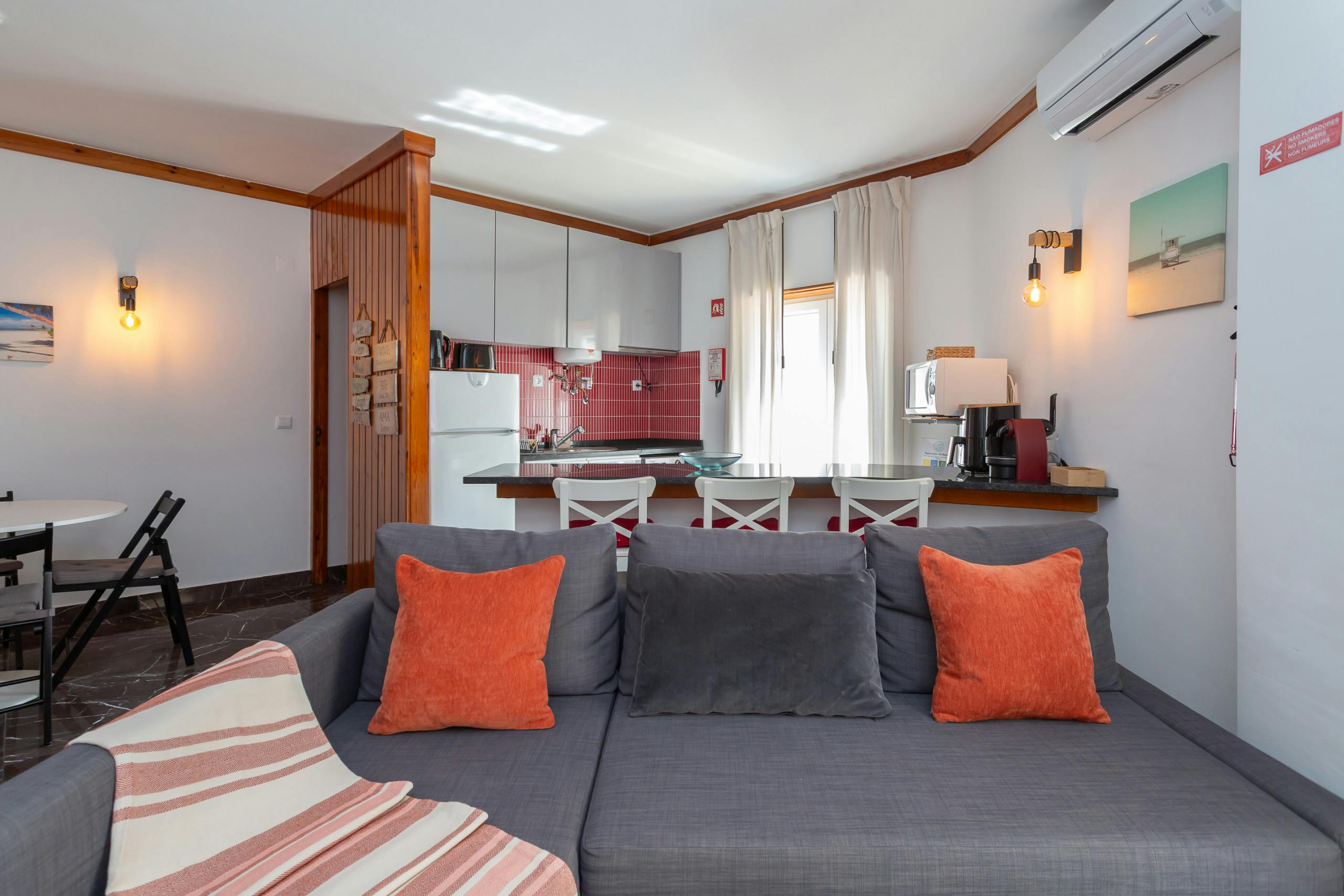 Estudio  en alquiler por 950 € al mes en Costa da Caparica, Rua João Inácio