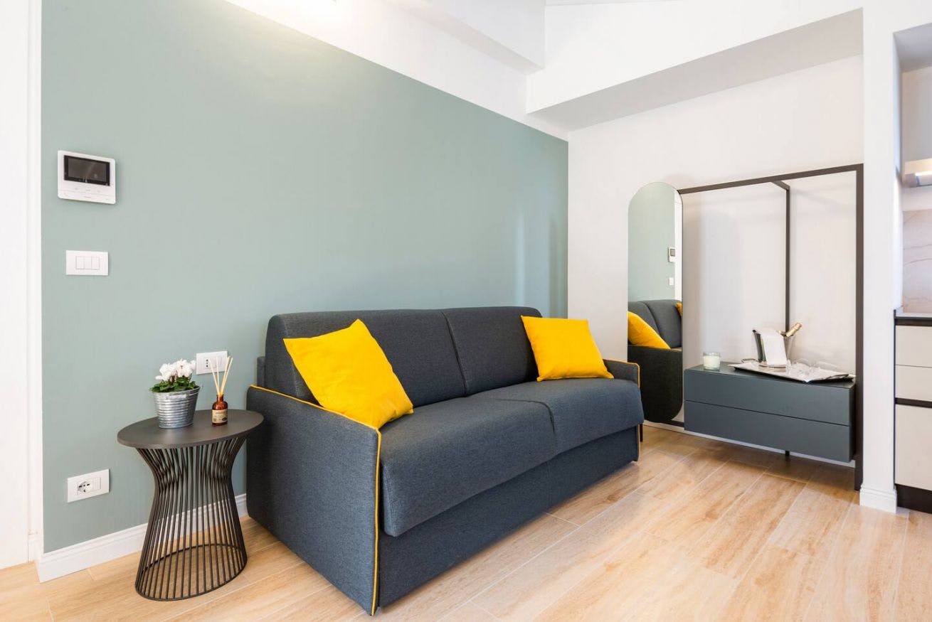 Apartment for rent for €850 per month in Trieste, Via Mazzini