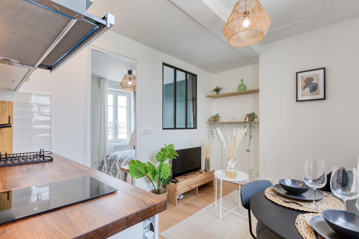 Apartment for rent for €1,398 per month in Charenton-le-Pont, Avenue du Maréchal de Lattre de Tassigny