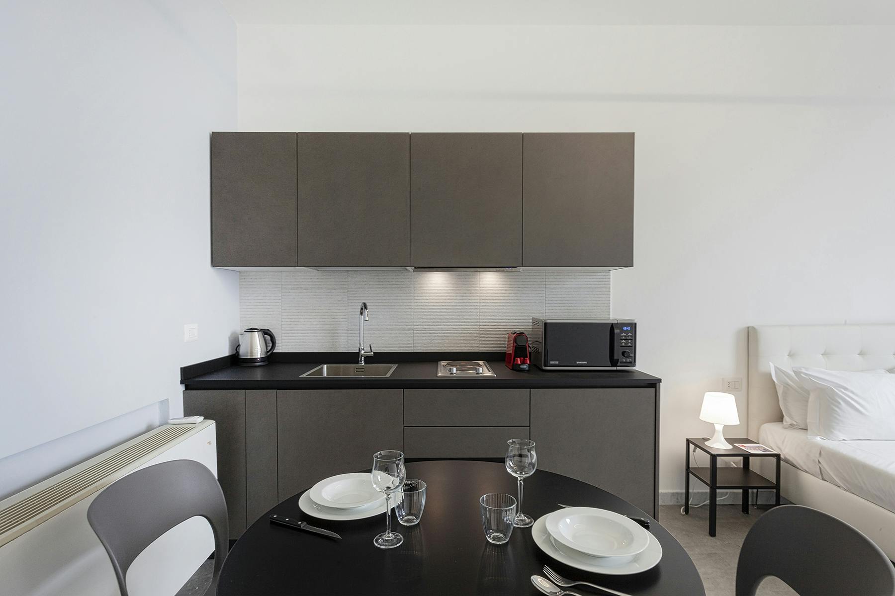 Studio te huur voor € 1.800 per maand in Genoa, Via di Sottoripa