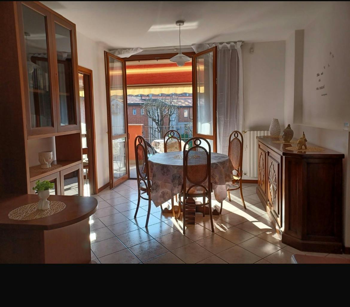 WG-Zimmer zu mieten für 550 € pro Monat in Bollate, Via Armando Diaz