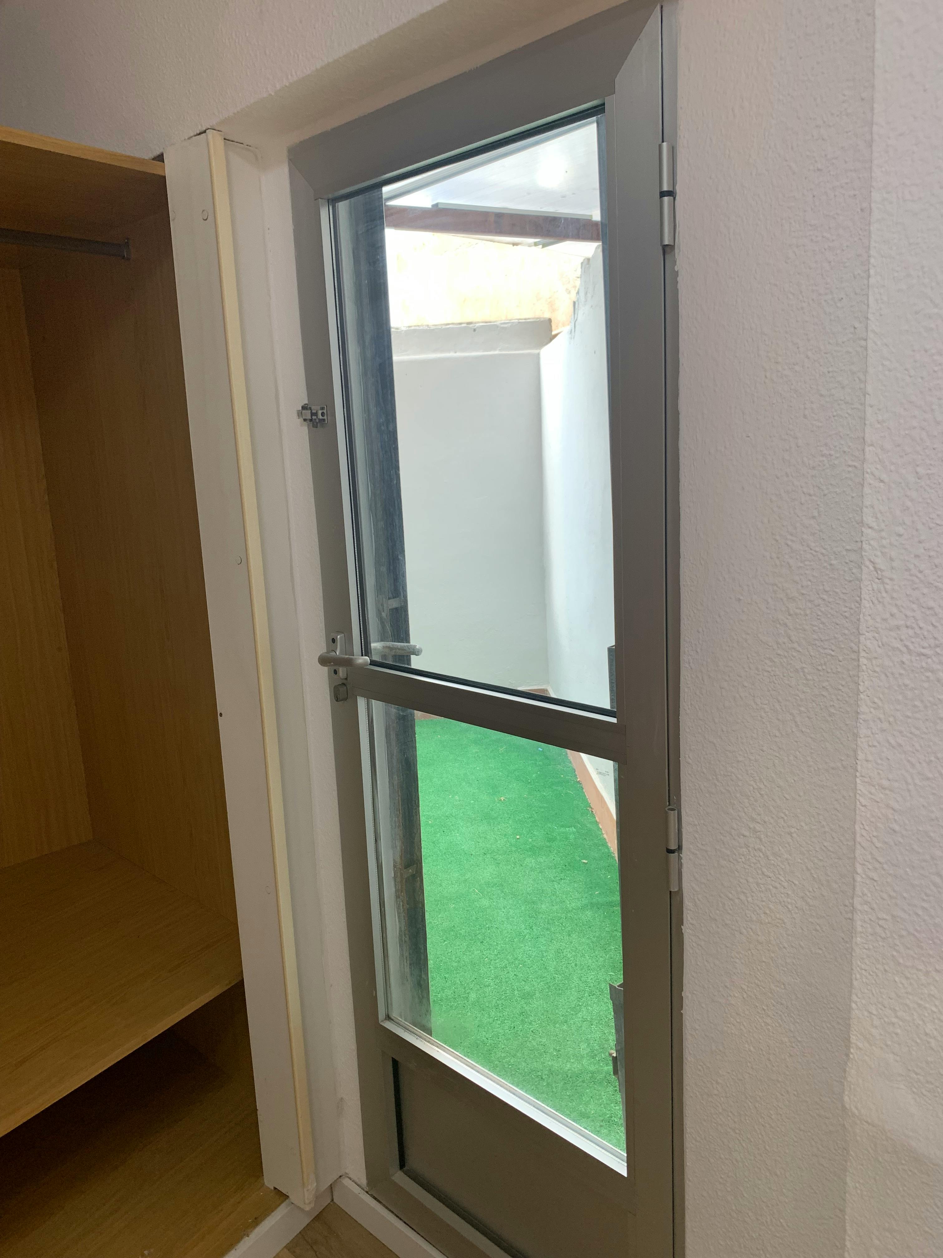 Single room Montcada, 1 bed, 9m² — photo 3