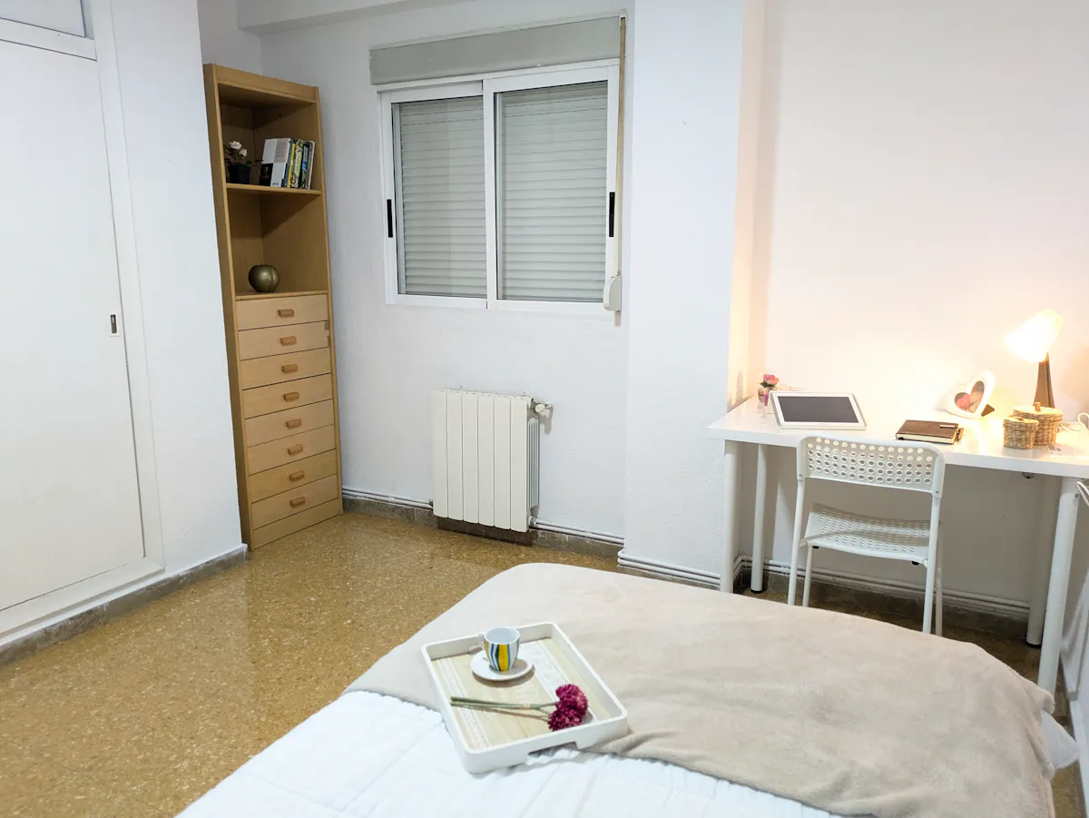 Private room in Carrer de Lleida, Valencia (1672338) ROOM