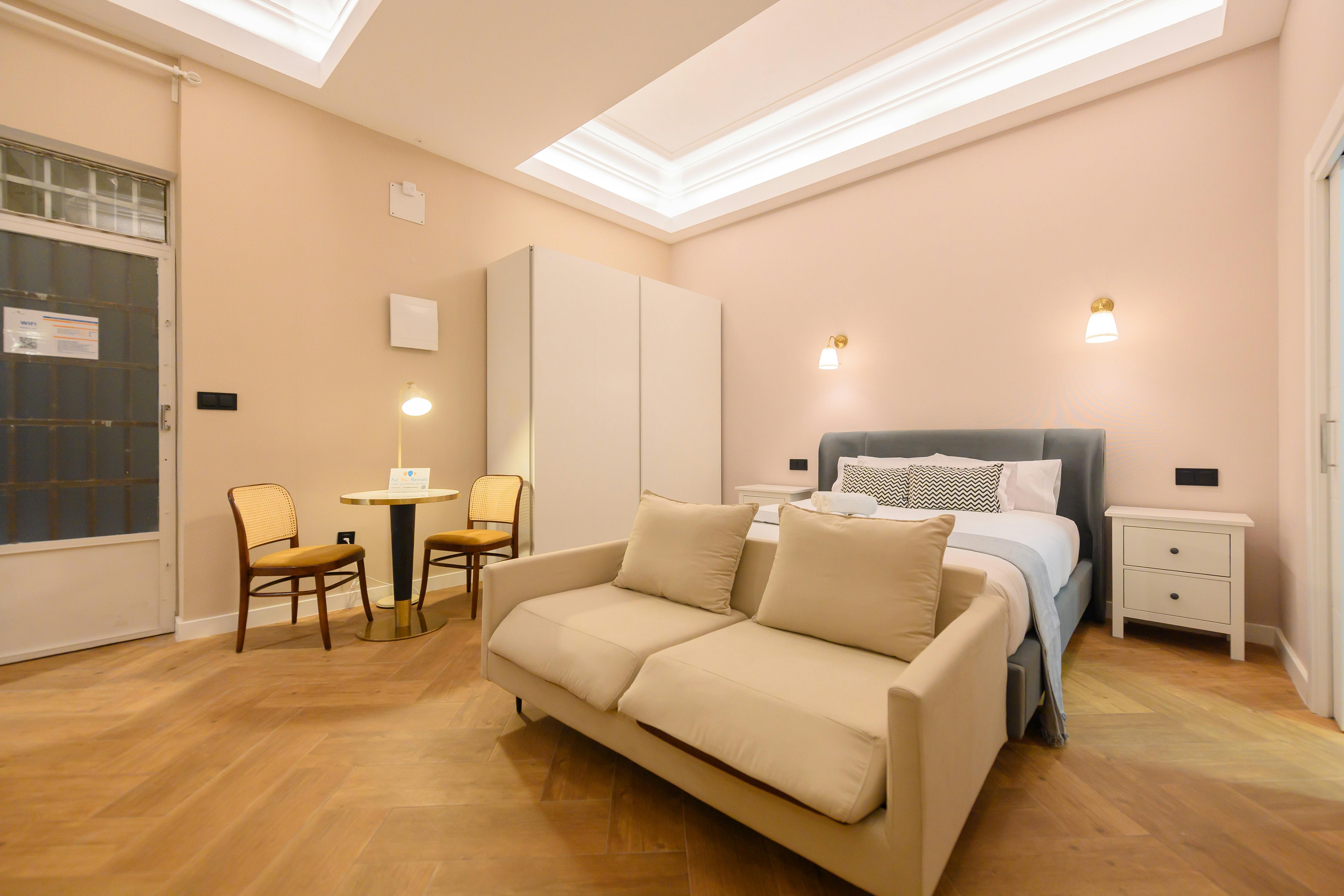 Calle de Núñez de Arce, Madrid Madrid