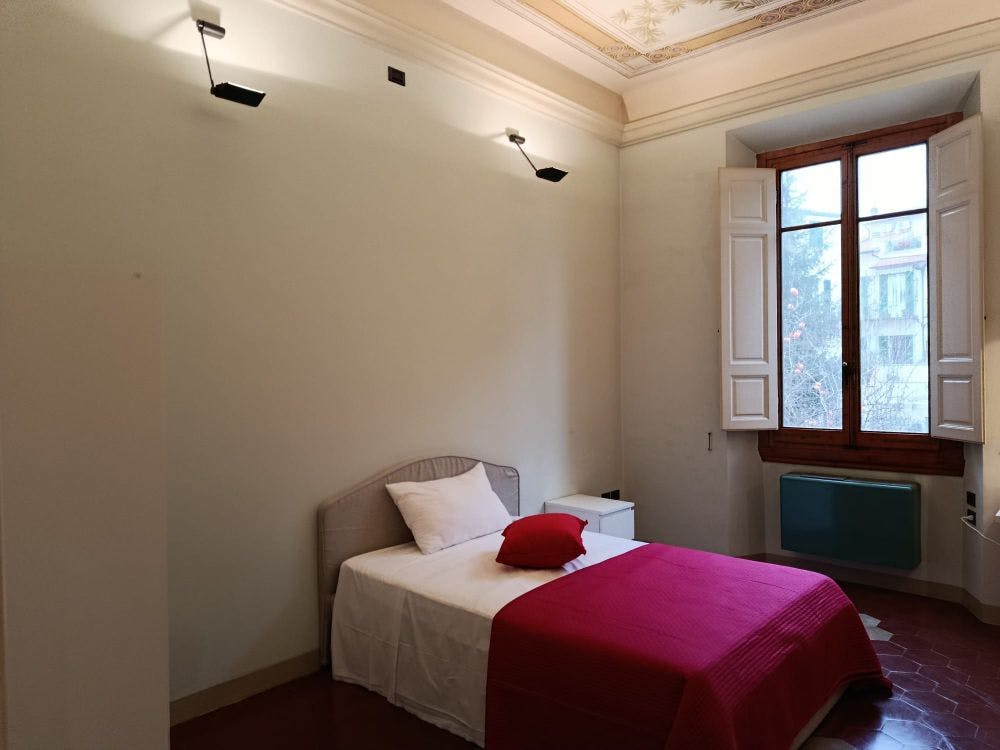 Single room Florence, 1 bed — photo 10