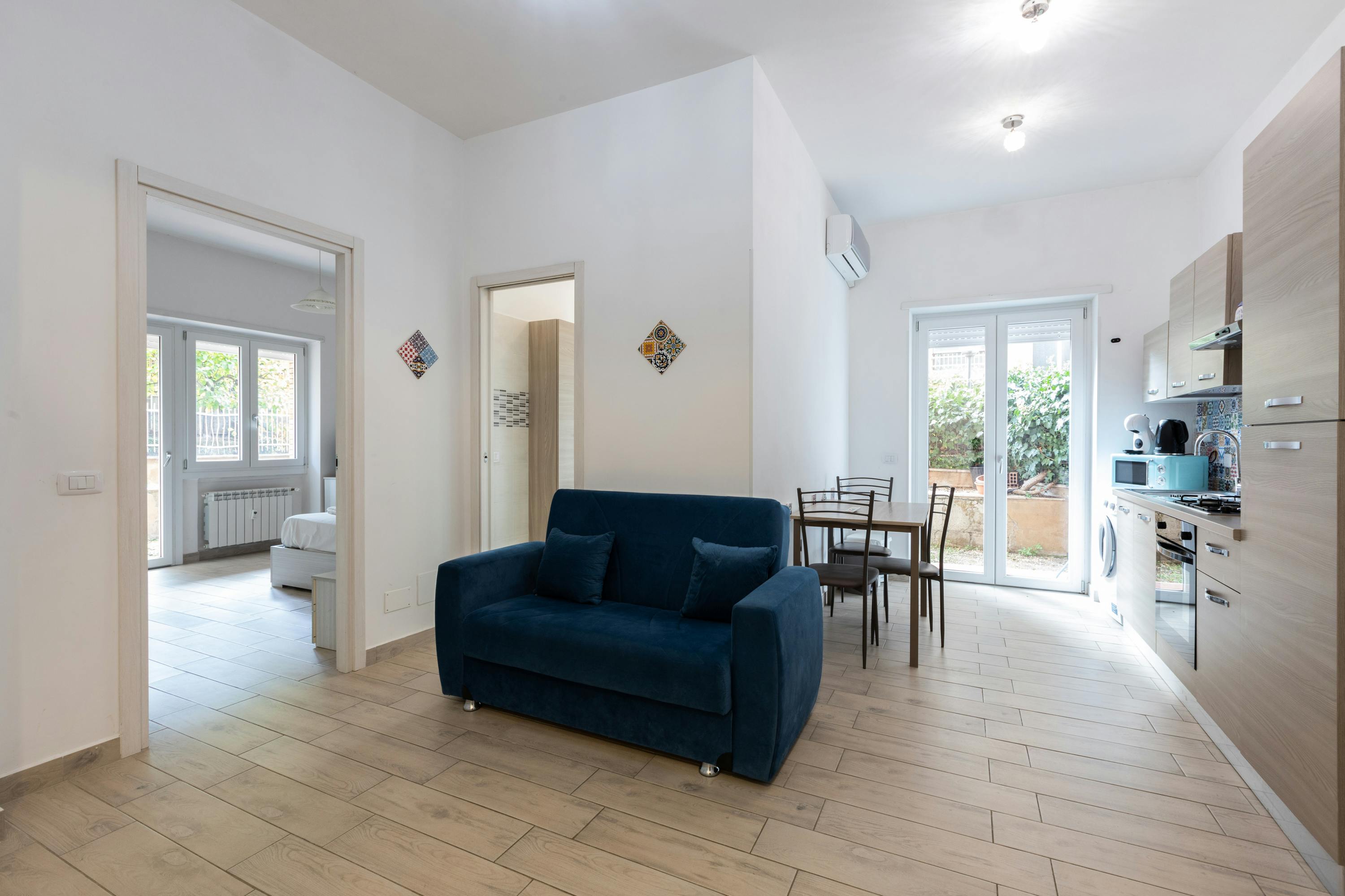 Apartment for rent for €1,300 per month in Rome, Via Pietro Adami