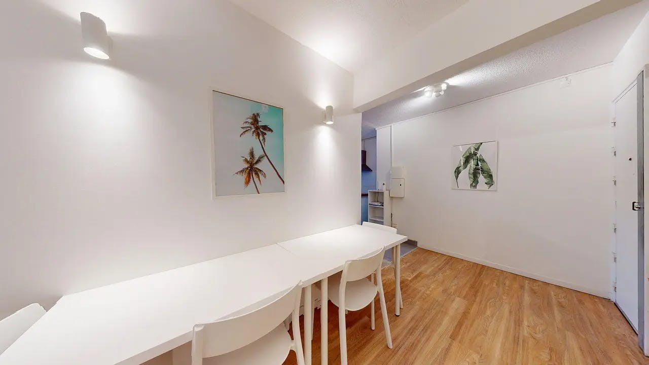 Single room Tassin-La-Demi-Lune, 1 bed, 13m² — photo 20