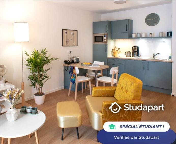 Private room for rent for €696 per month in Brest, Rue de l'Harteloire