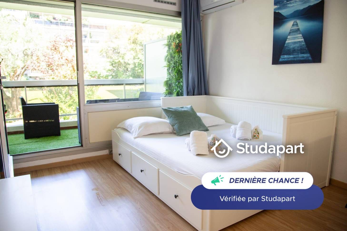 Apartamento en alquiler por 800 € al mes en Antibes, Avenue des Orangers