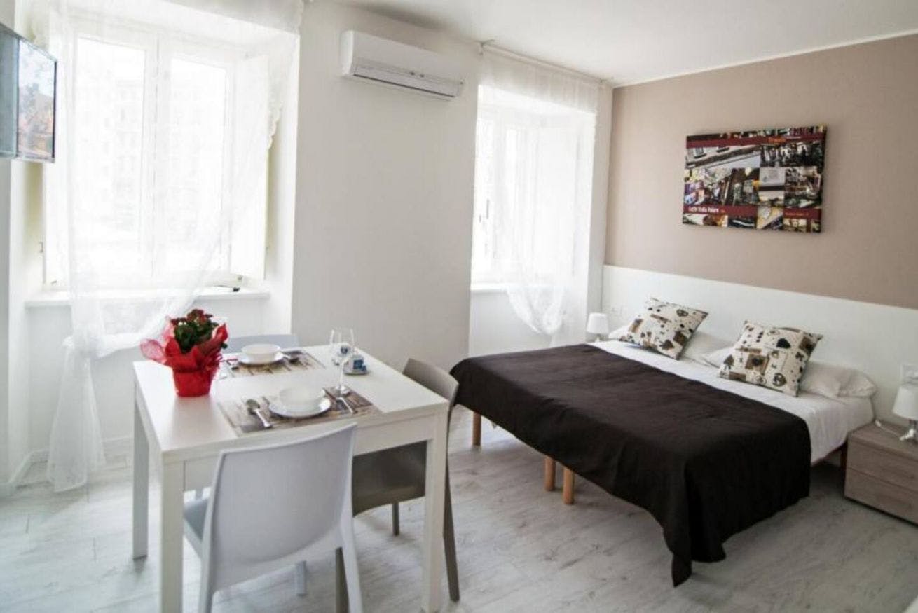 Studio for rent for €850 per month in Trieste, Piazza Carlo Goldoni