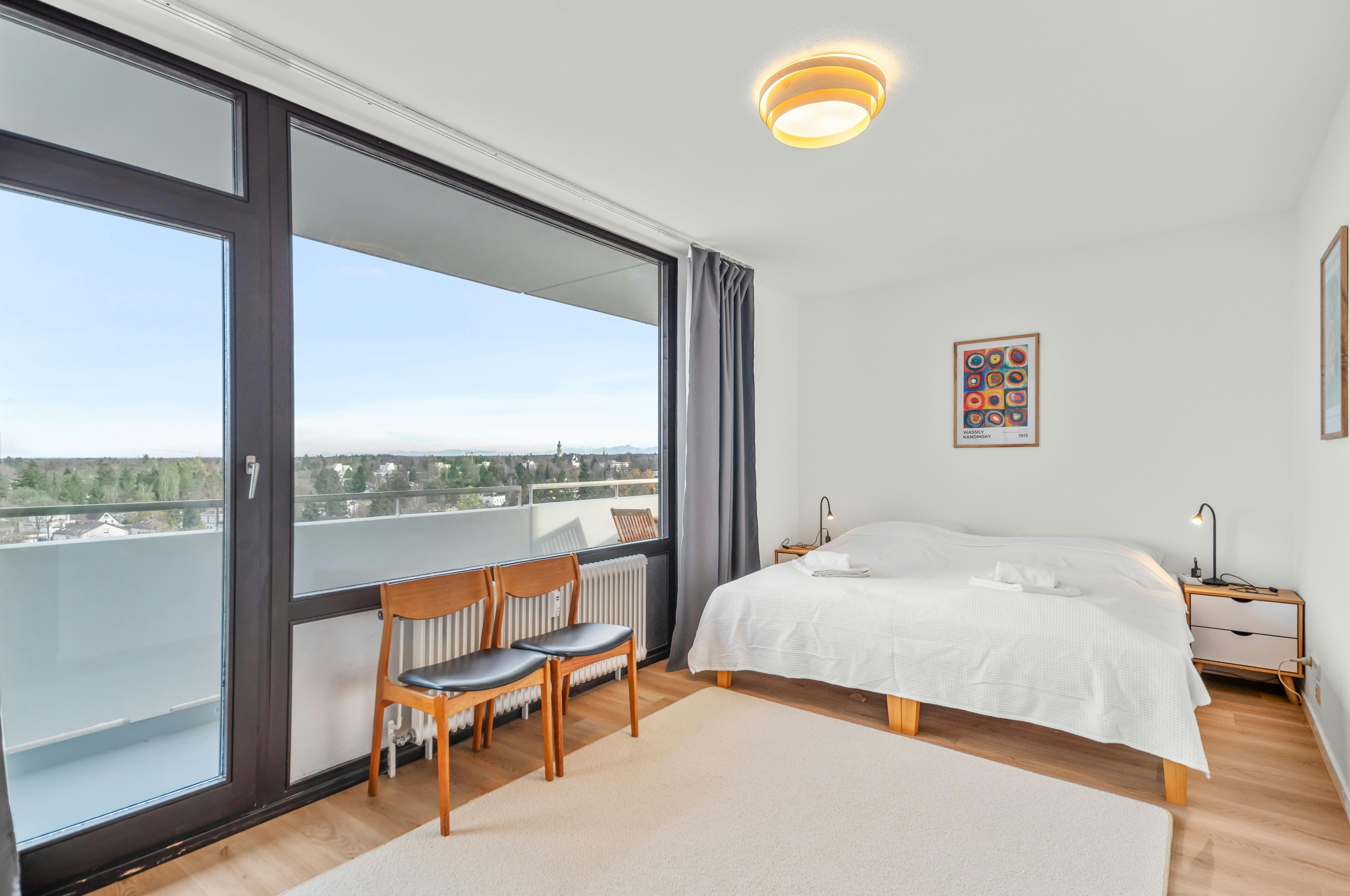 Apartment for rent for €4,299 per month in Munich, Kandinskystraße