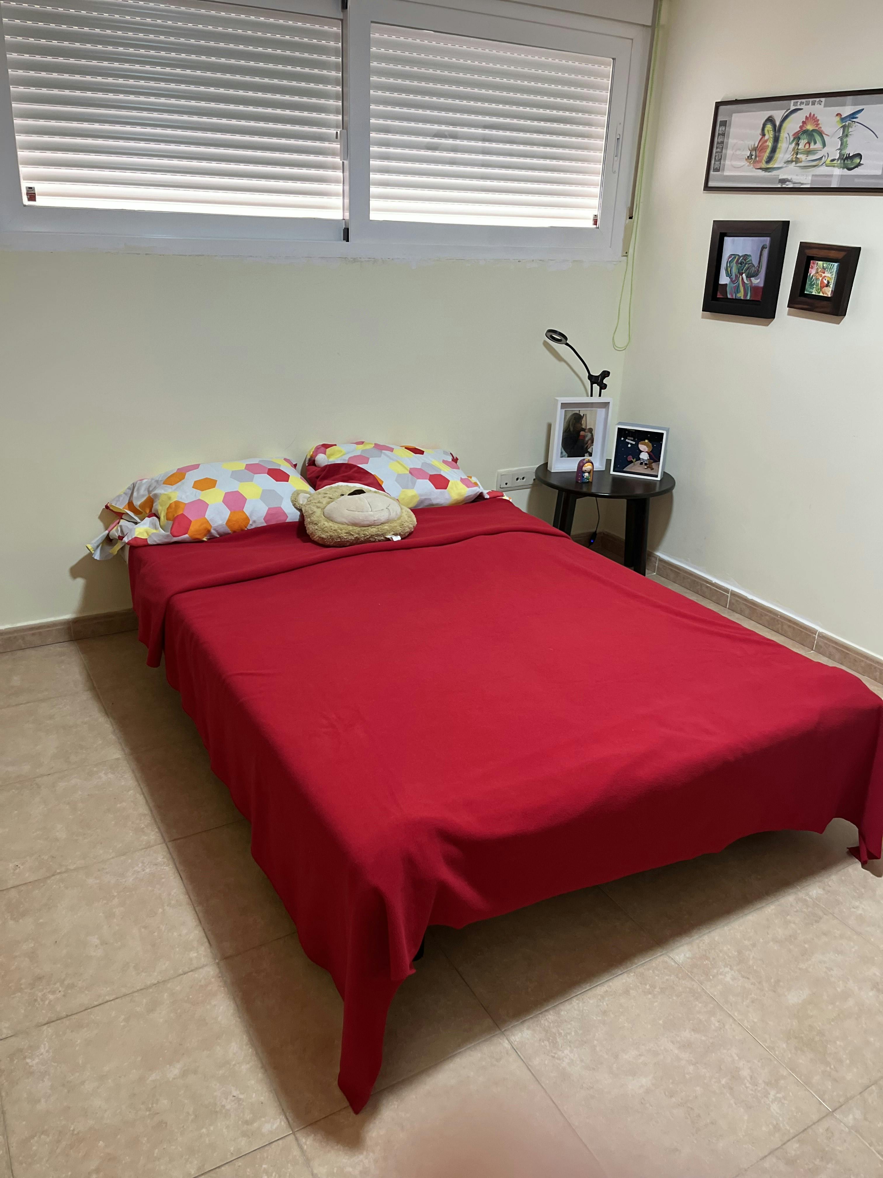 Приватна кімната за оренду для 500 EUR на місяць у Bétera, Carrer María Egual