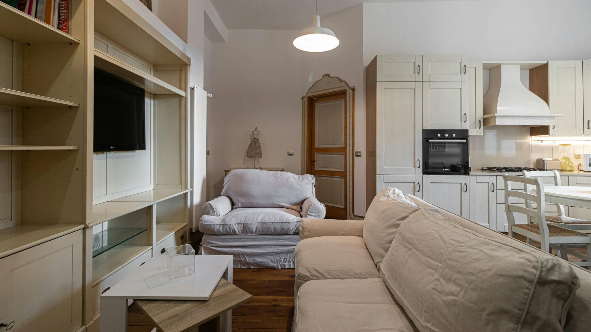 Apartamento para alugar por € 1 por mês em Milan, Via Gaspare Rosales