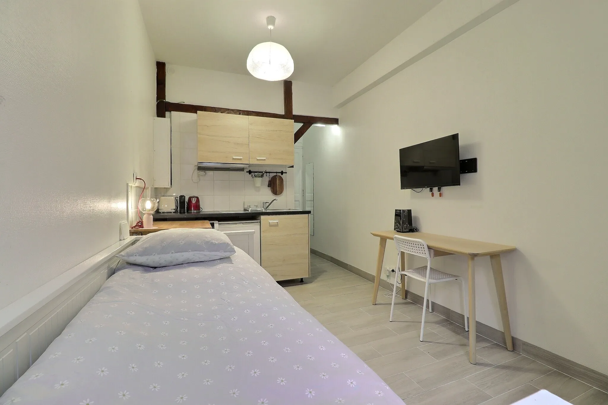 Apartment in Rue du Cardinal Lemoine, Paris (1672578) ROOM 1