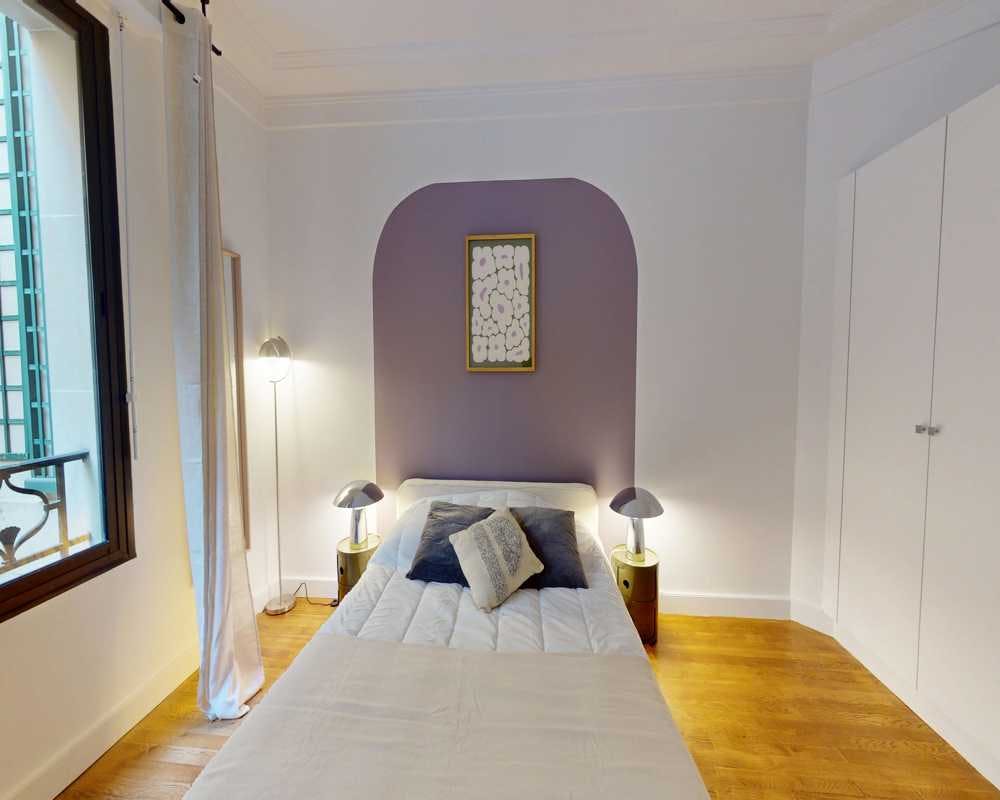 Single room Paris, 1 bed, 14m² — photo 1