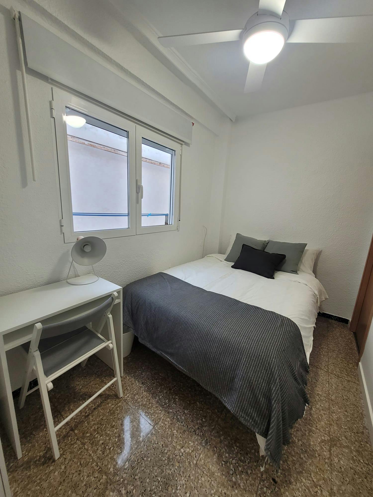 Single room Catarroja, 1 bed, 6m² — photo 5