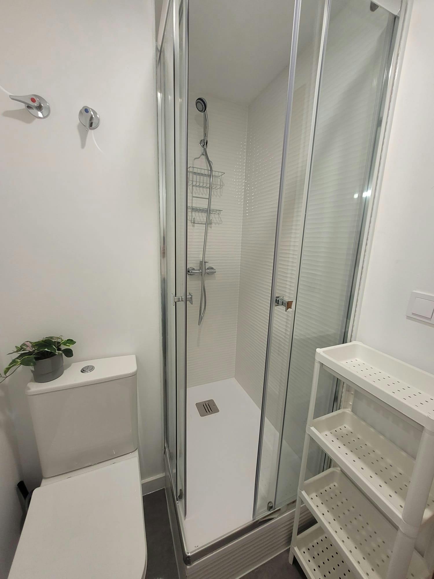Single room Catarroja, 1 bed, 6m² — photo 3