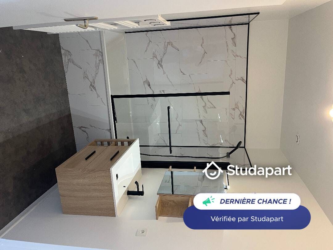 Apartament de închiriat pentru 780 EUR pe lună în Saint-Brieuc, Rue du Parc