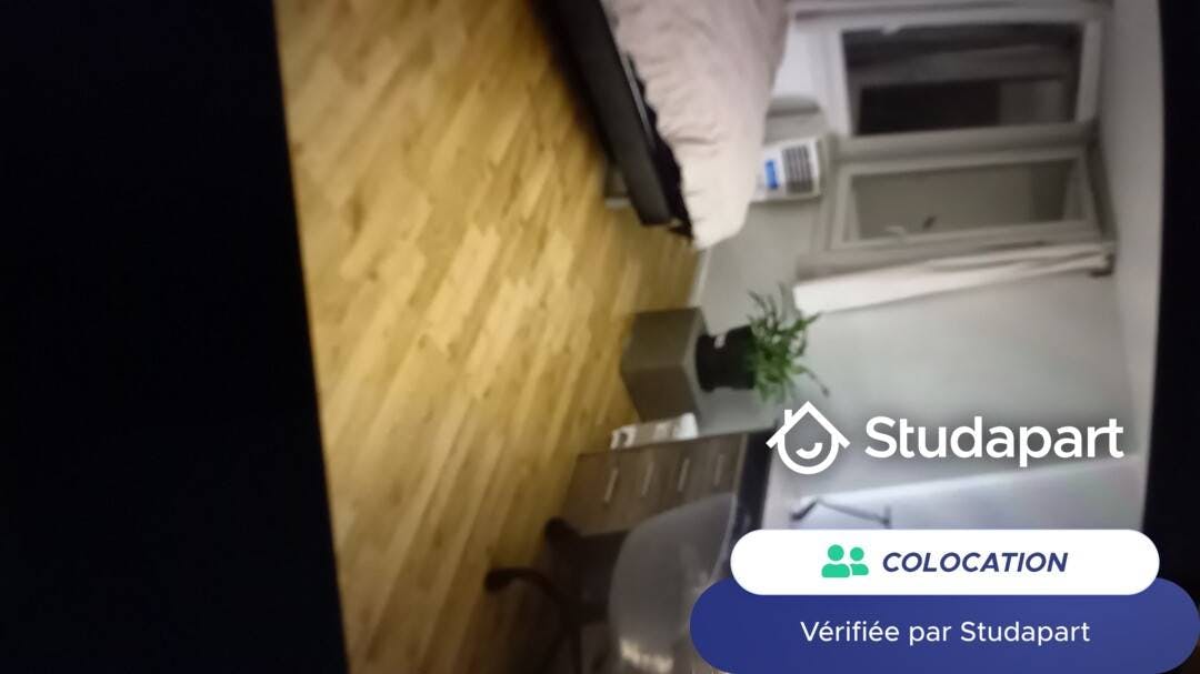 Private room for rent for €610 per month in Champs-sur-Marne, Place des Acacias