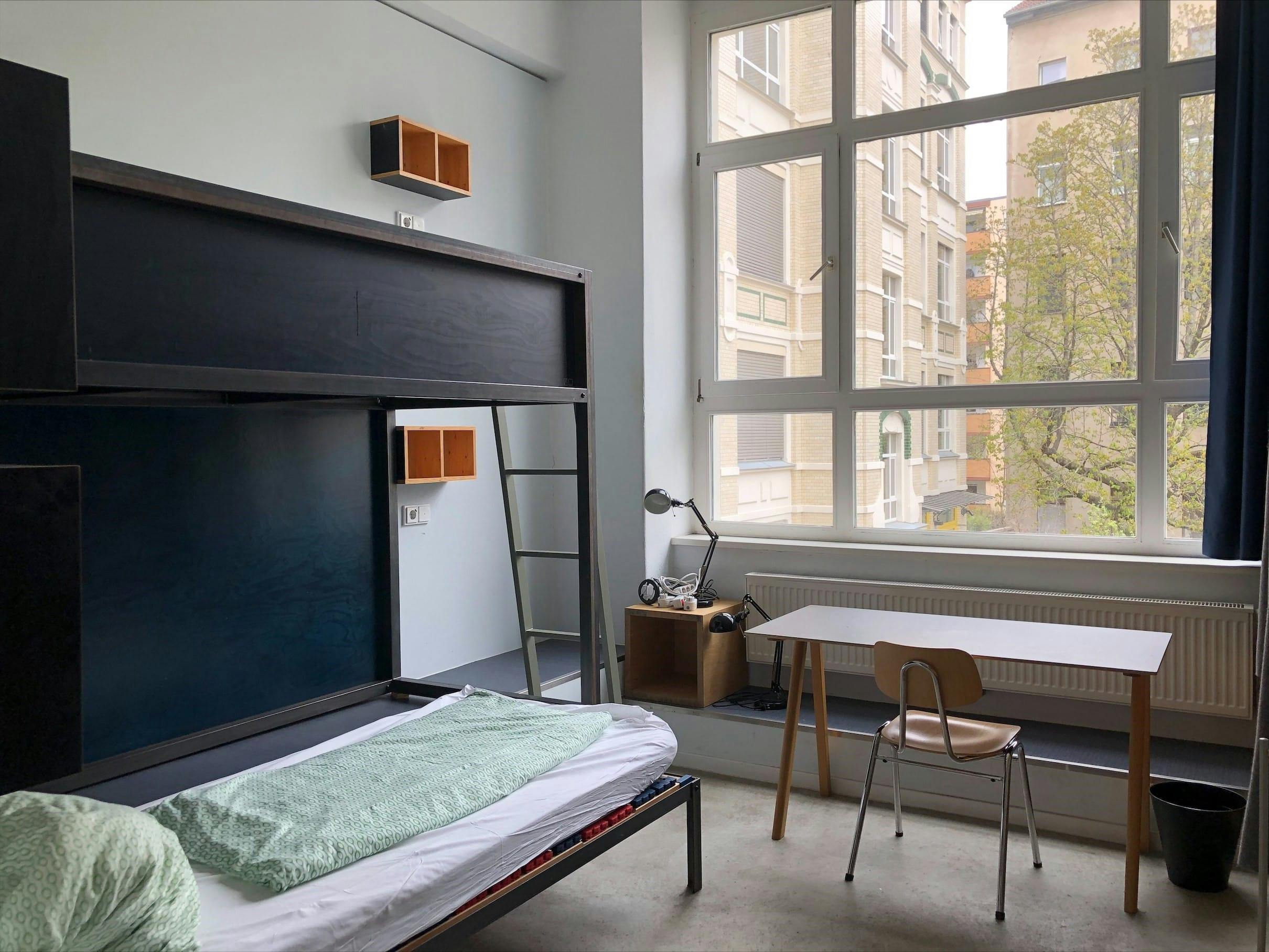 Studio zu mieten für 700 € pro Monat in Berlin, Gneisenaustraße