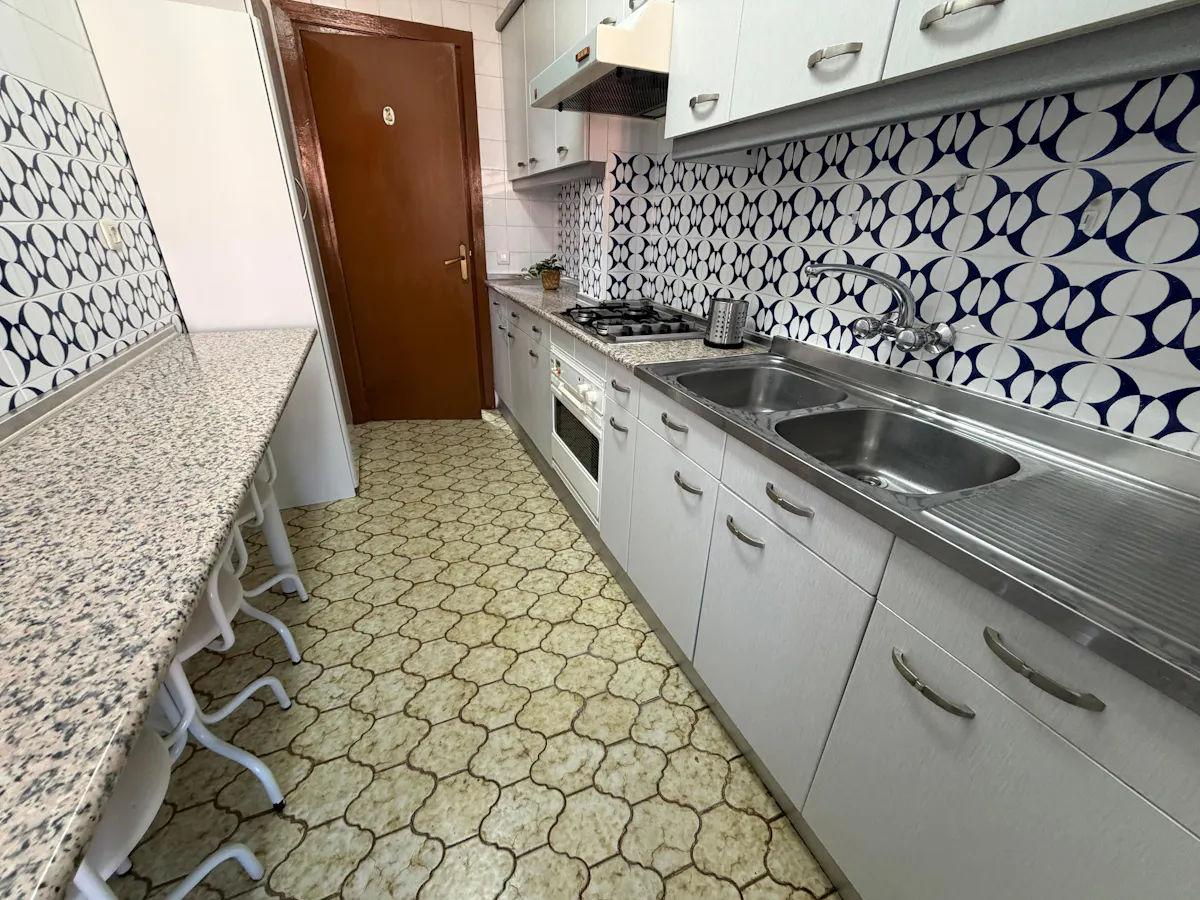 Private room in Calle de la Codorniz, Madrid (1672755) COMMON_AREA