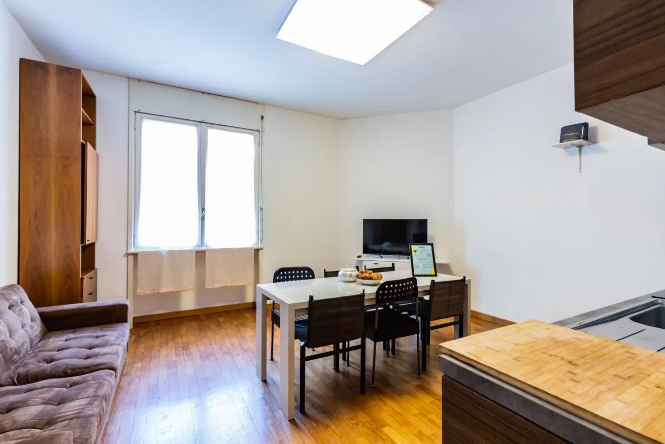 Mieszkanie do wynajęcia za 264 000 € miesięcznie w mieście Como, Via Coloniola