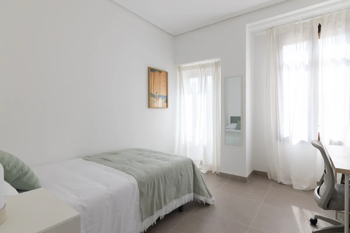 Private room in Carrer de Guillem de Castro, Valencia (1673055) ROOM