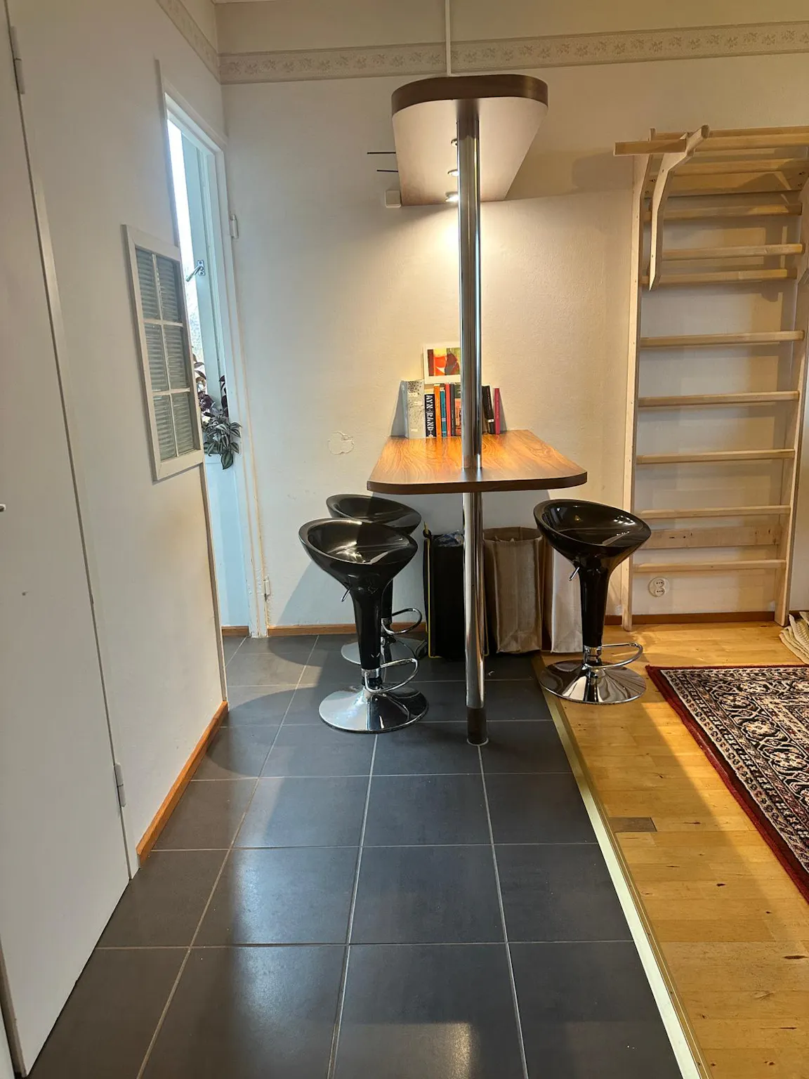 Gyldénintie, Helsinki preview