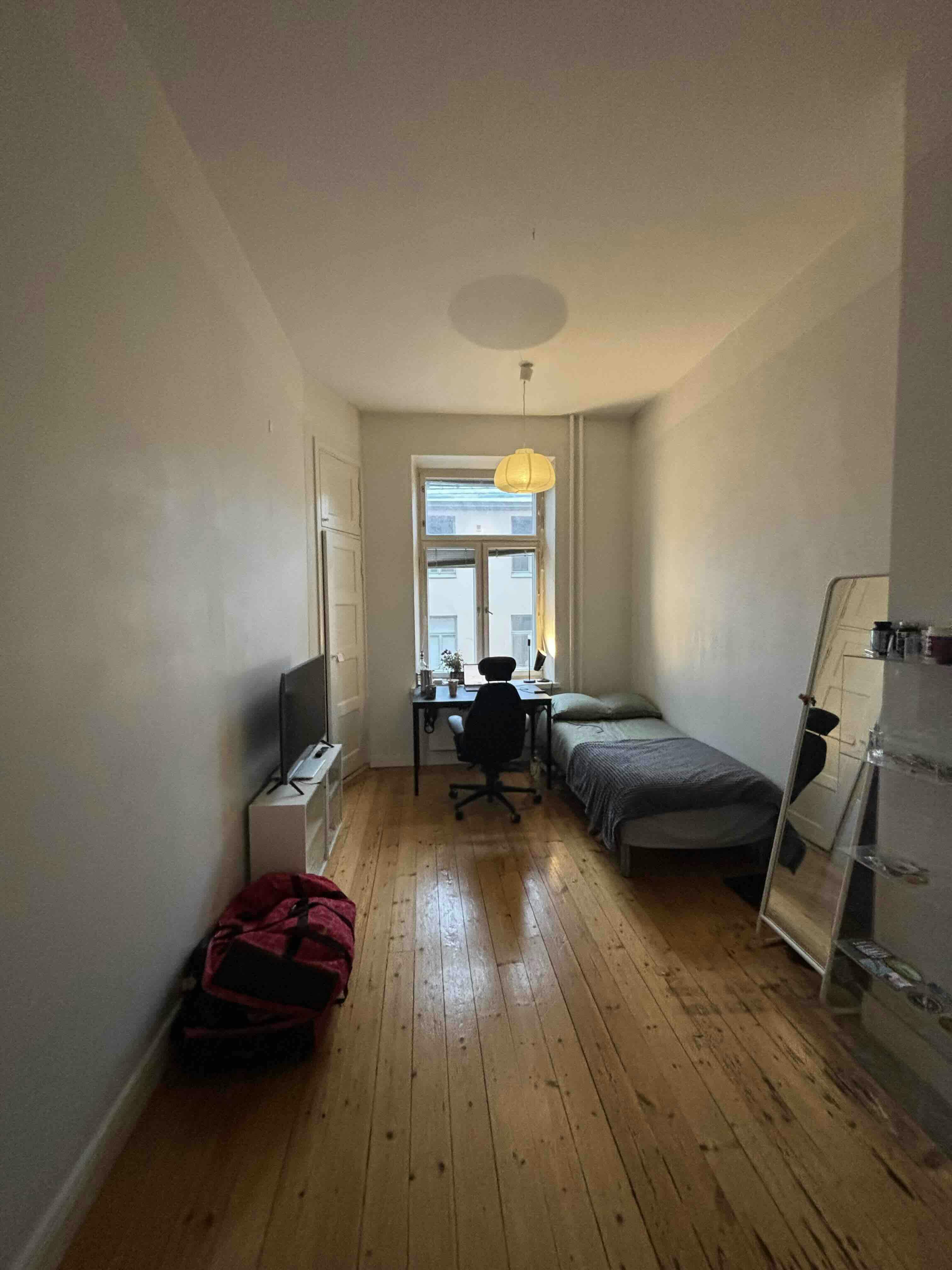 Private room for rent for €650 per month in Helsinki, Tehtaankatu