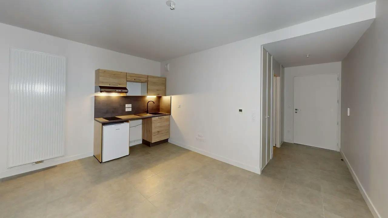 Studio for rent for €460 per month in Clermont-Ferrand, Rue du Clos Four