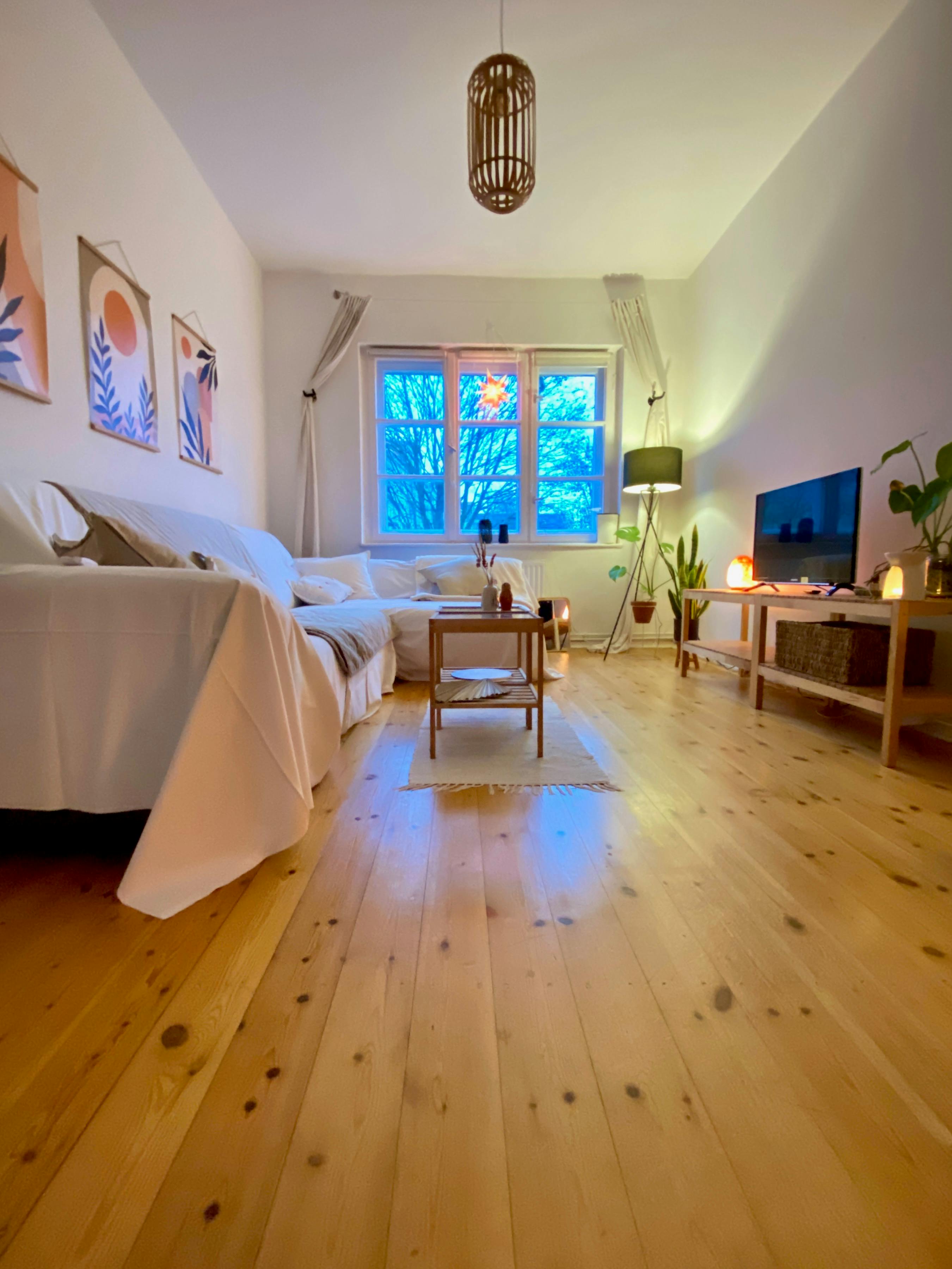 Apartment for rent for €1,350 per month in Berlin, Hallberger Zeile