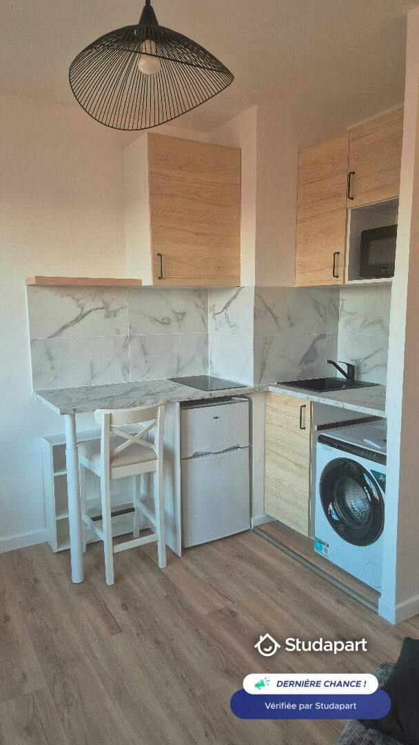 Appartement – Marseille, Saint-Charles, 1er Arrondissement - Vue 3