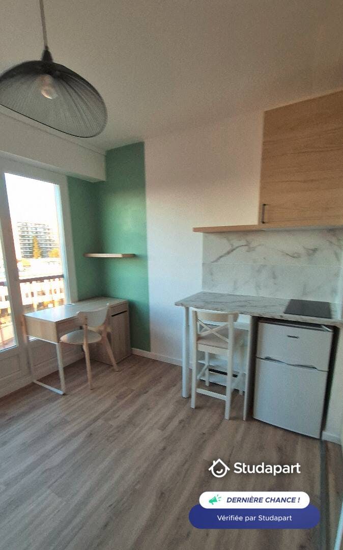 Apartment for rent for €590 per month in Marseille, Boulevard Camille Flammarion
